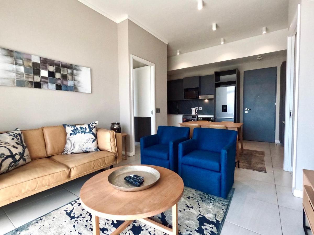Menlyn Maine Apartments Претория Екстериор снимка