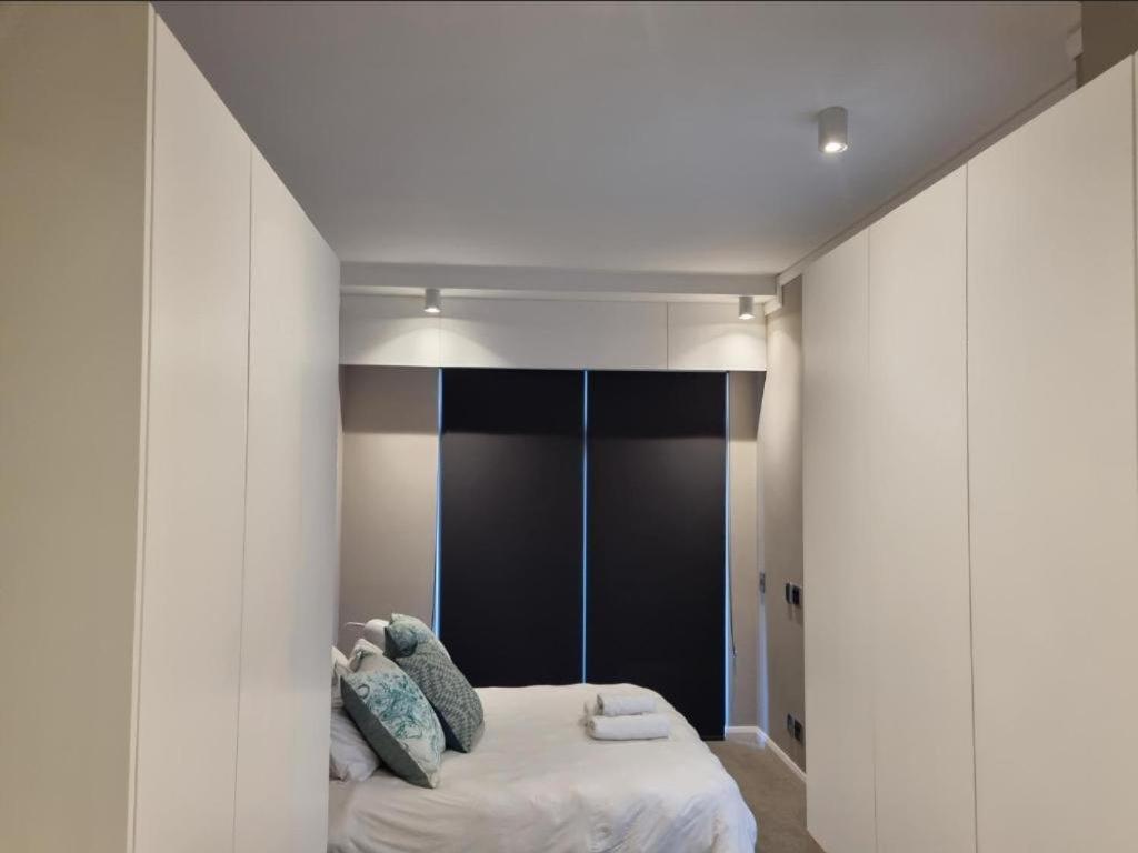Menlyn Maine Apartments Претория Екстериор снимка